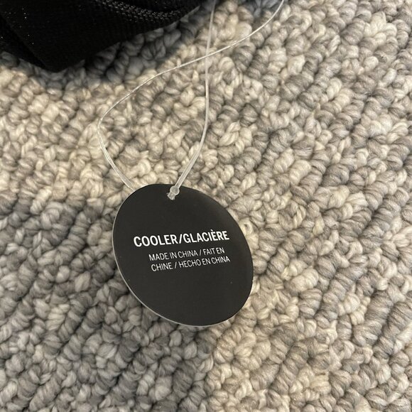 NWT Victorias Secret Pink Cooler Sling Can  Insulated Carrier Good Vibes Black - Picture 2 of 6